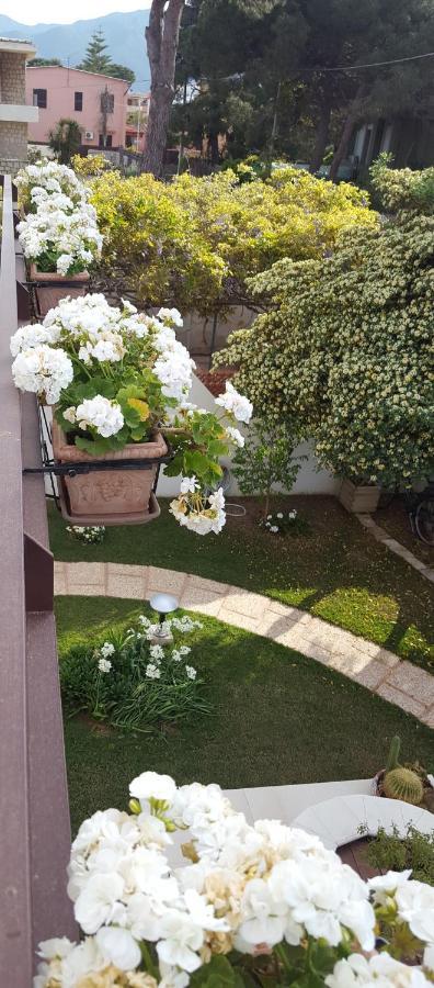 Sole D'Oro Iun S4354 Bed & Breakfast La Maddalena  Exterior photo
