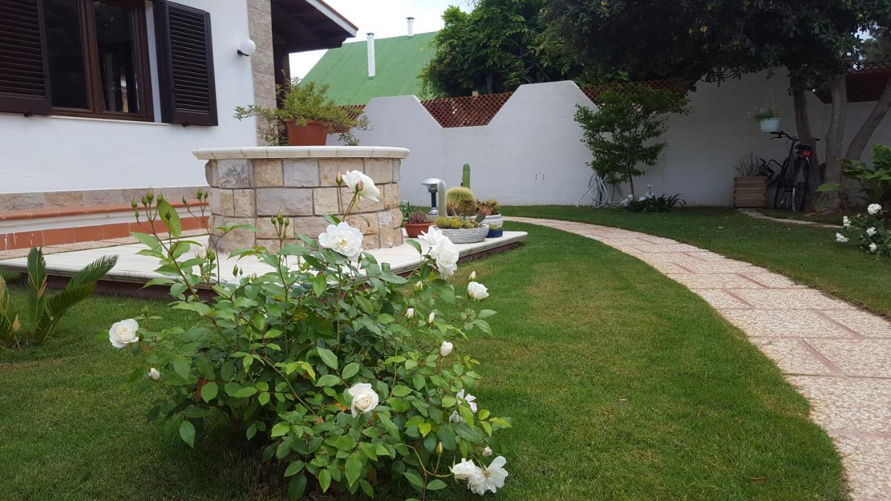 Sole D'Oro Iun S4354 Bed & Breakfast La Maddalena  Exterior photo