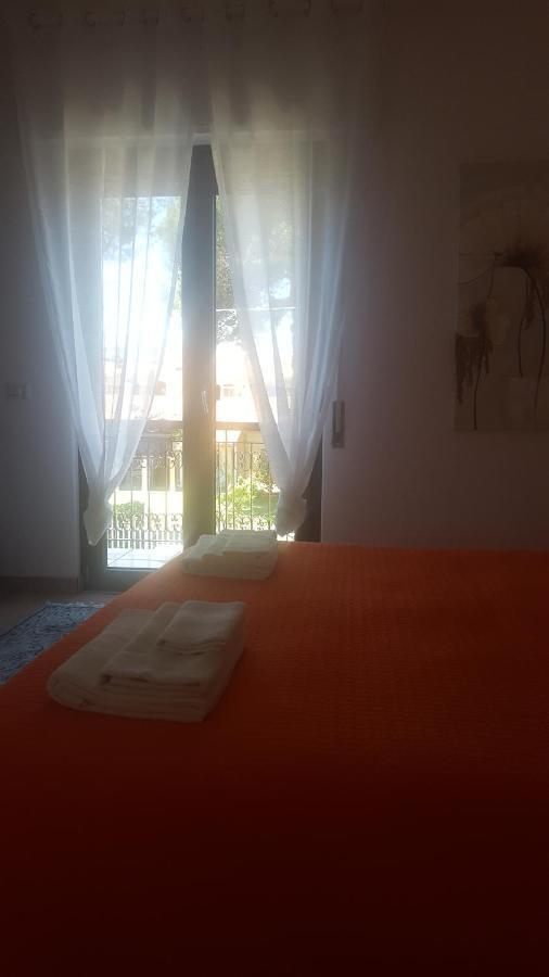 Sole D'Oro Iun S4354 Bed & Breakfast La Maddalena  Exterior photo