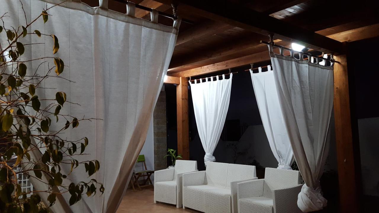 Sole D'Oro Iun S4354 Bed & Breakfast La Maddalena  Exterior photo