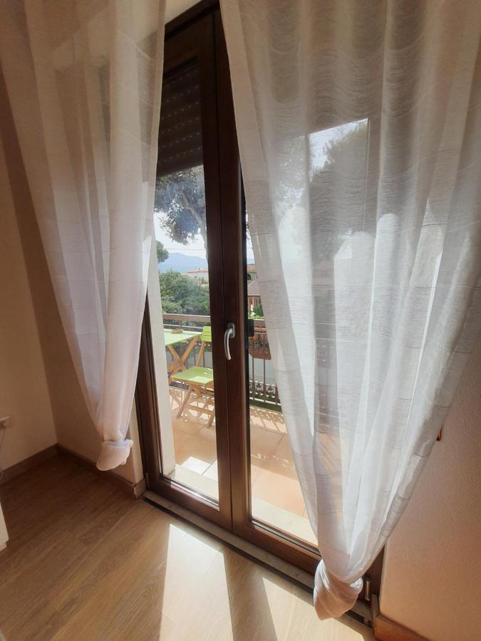 Sole D'Oro Iun S4354 Bed & Breakfast La Maddalena  Exterior photo
