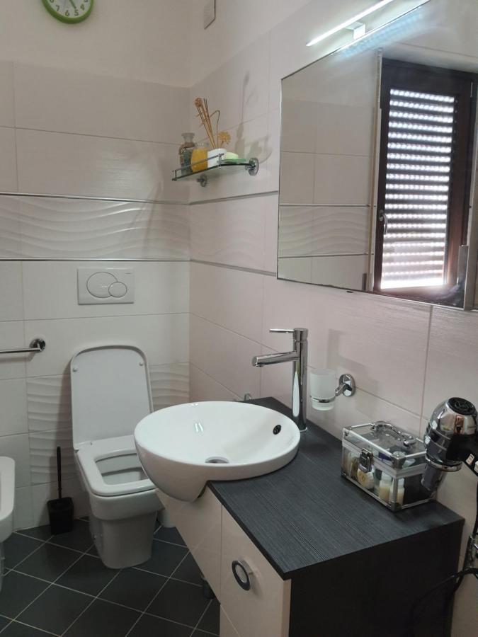 Sole D'Oro Iun S4354 Bed & Breakfast La Maddalena  Exterior photo